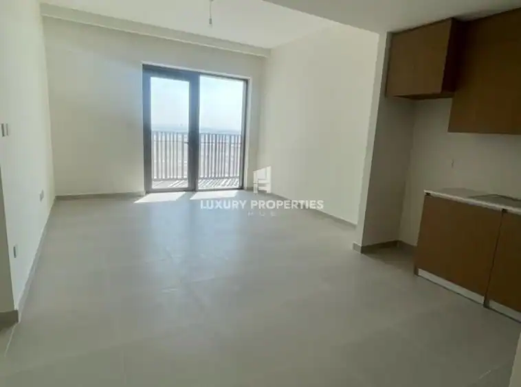 Vacant I Unfurnished I Multiple Cheques