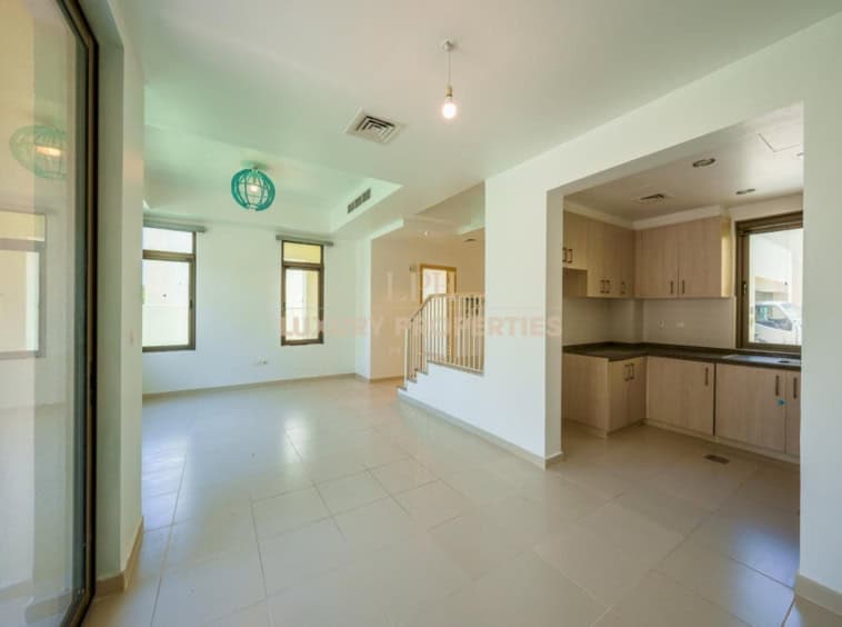 Type J | Single Row | Vacant July | Prime Location