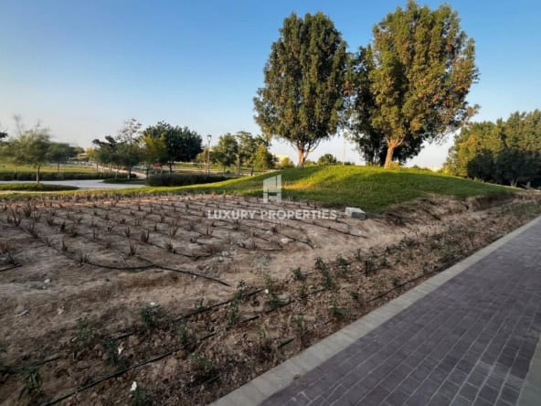 Full park facing |Ready To Move In |Prime Location