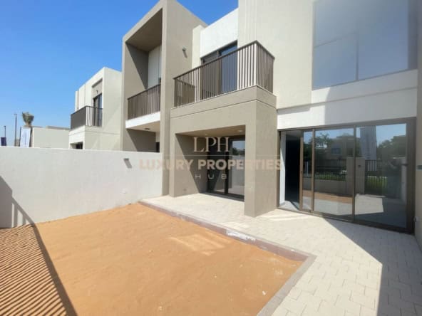 Single Row | OPP Pool and Park | Available