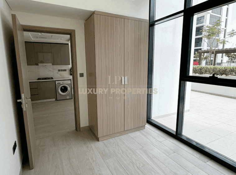 Spacious | 1 bed + Terrace | Furnished
