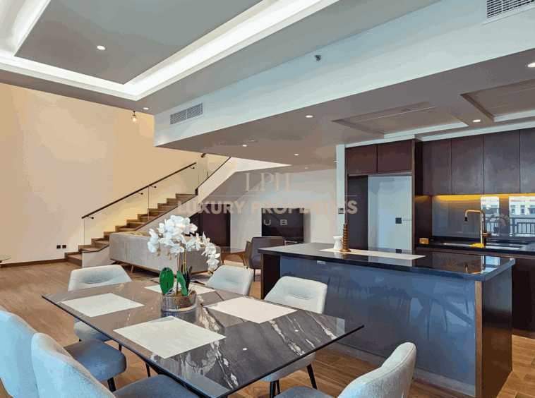 Fully Upgraded | Spacious | Boulevard Views