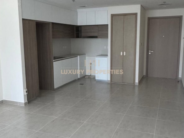 Flexible Cheques | Large Layout | Unfurnished