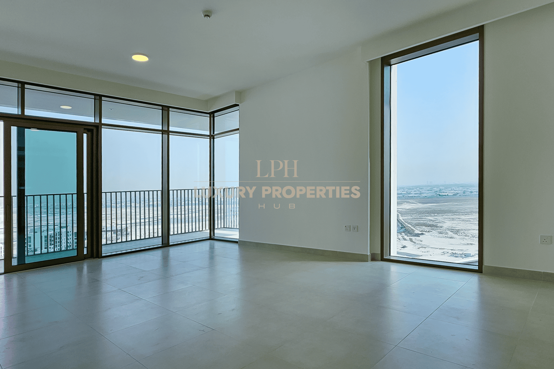 Creek Beach View | Burj View | Maids| High Floor