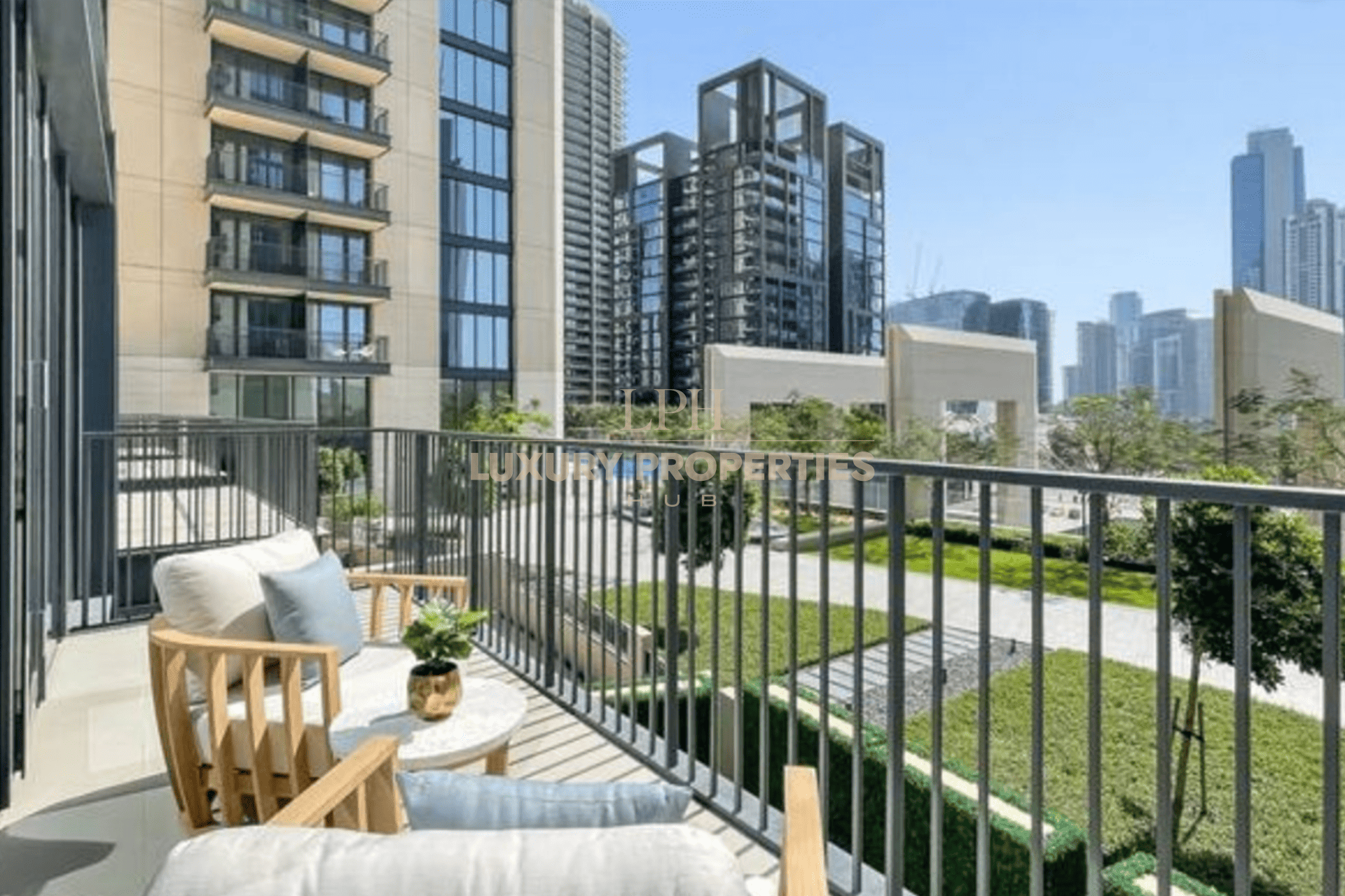 Duplex Podium | Boulevard View | Spacious