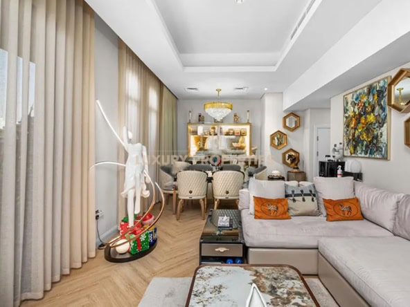 3BR+Maid | Closed Kitchen | Single Row | Vacant