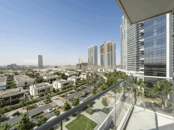 Golf course view | Closed kitchen | Biggest layout