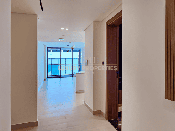 Ready to Move | Brand New | Spacious | Low Floor