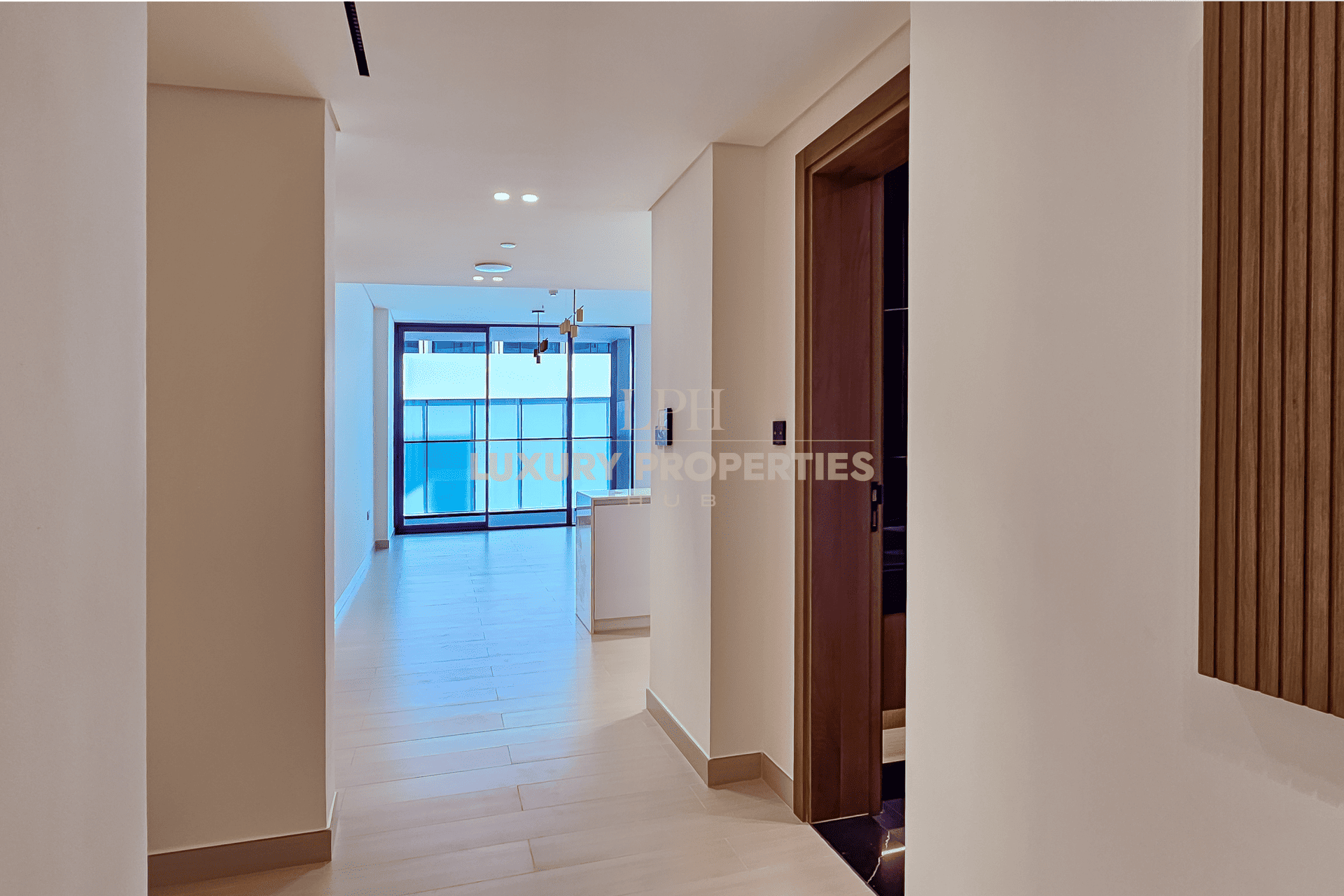 Ready to Move | Brand New | Spacious | Low Floor