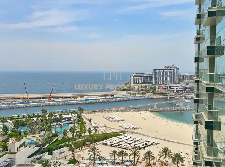 Private Beach Access | Vacant | Multiple Options