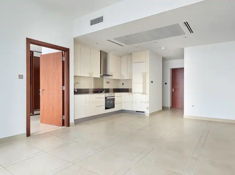 High Floor | Available now | City view