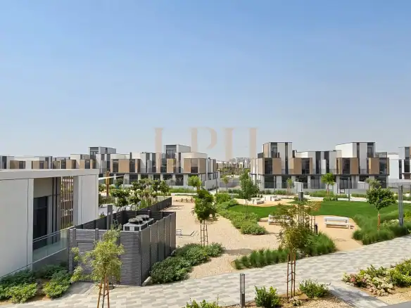 Exclusive | Park facing | Ready to move in