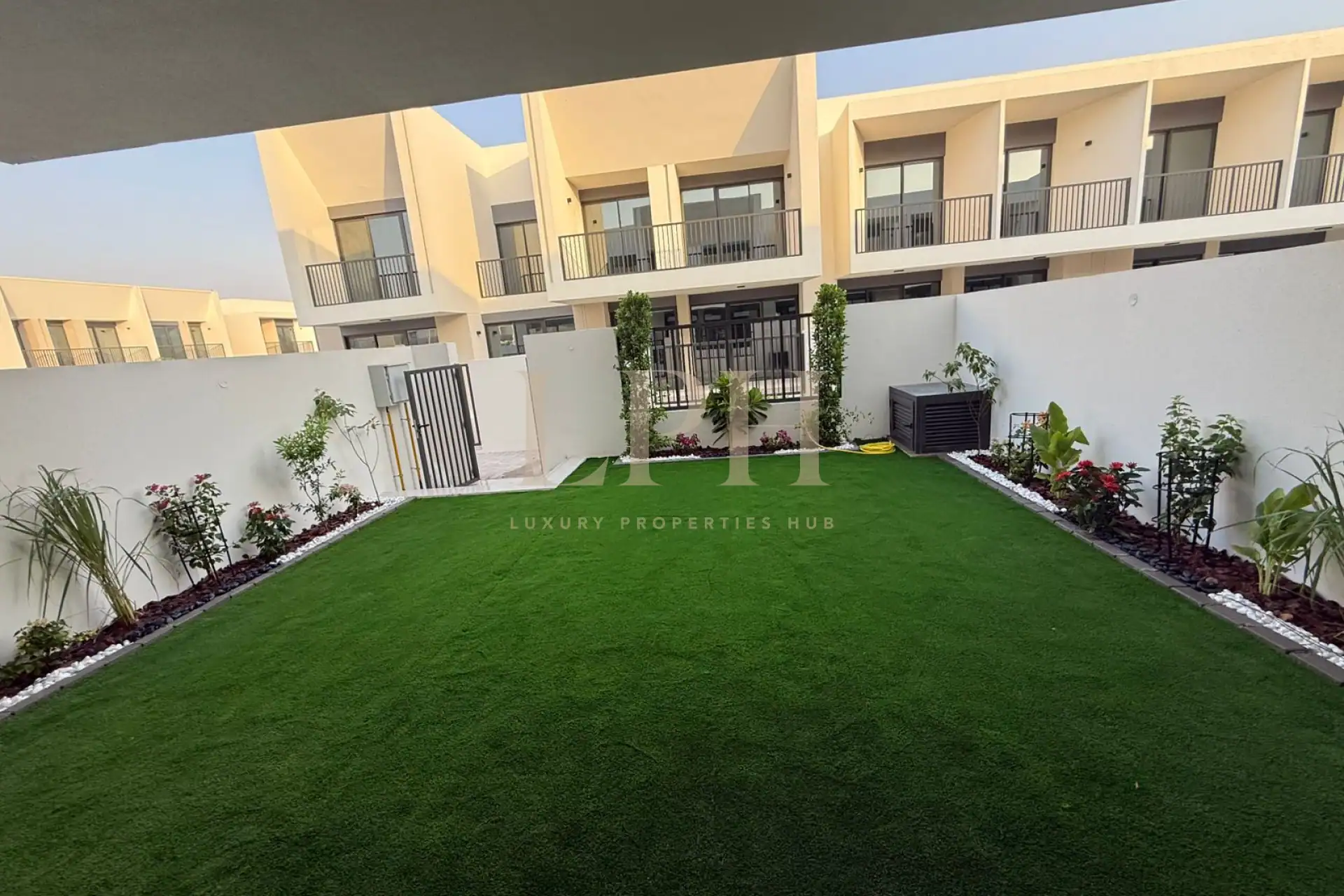 Spacious | Vacant | Brand new | Prime Location