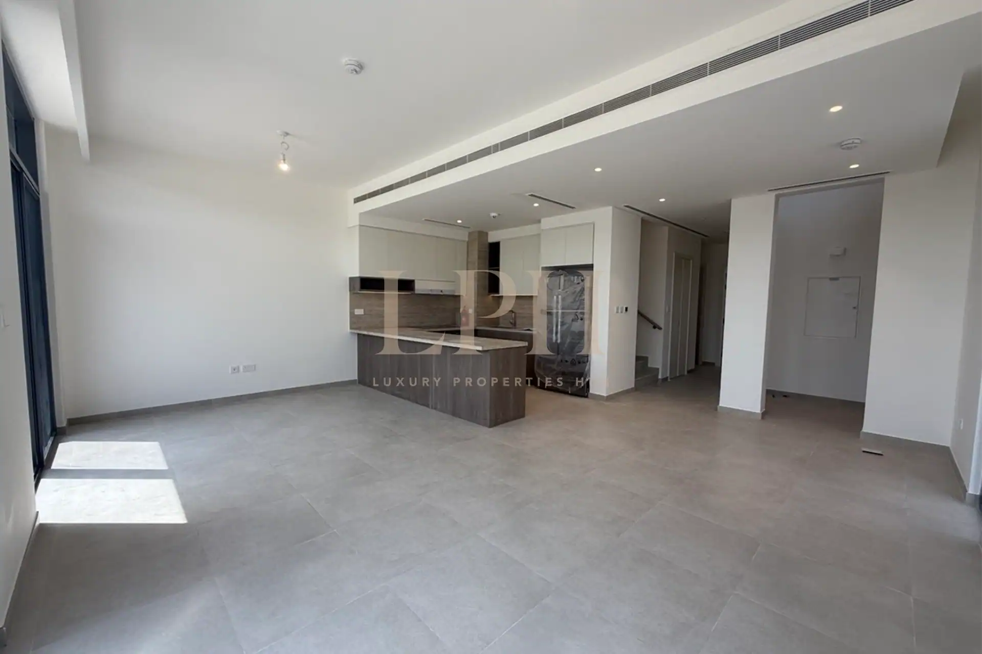 Multiple Options | Corner | Brand New