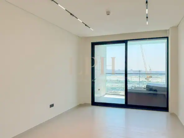 Luxury Studio | Prime Location | Canal Views