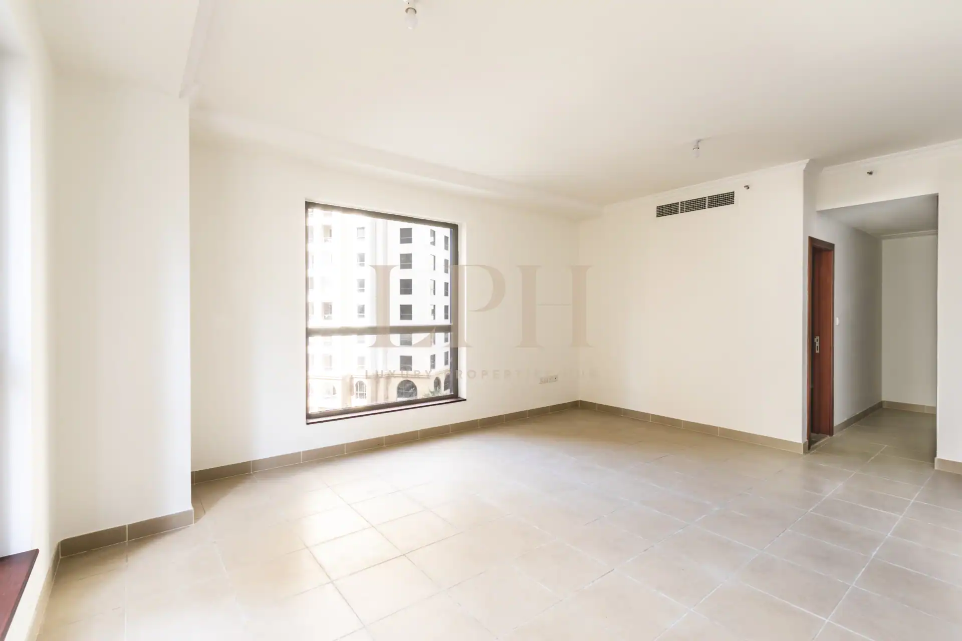 Vacating Soon | Marina Views | Large layout