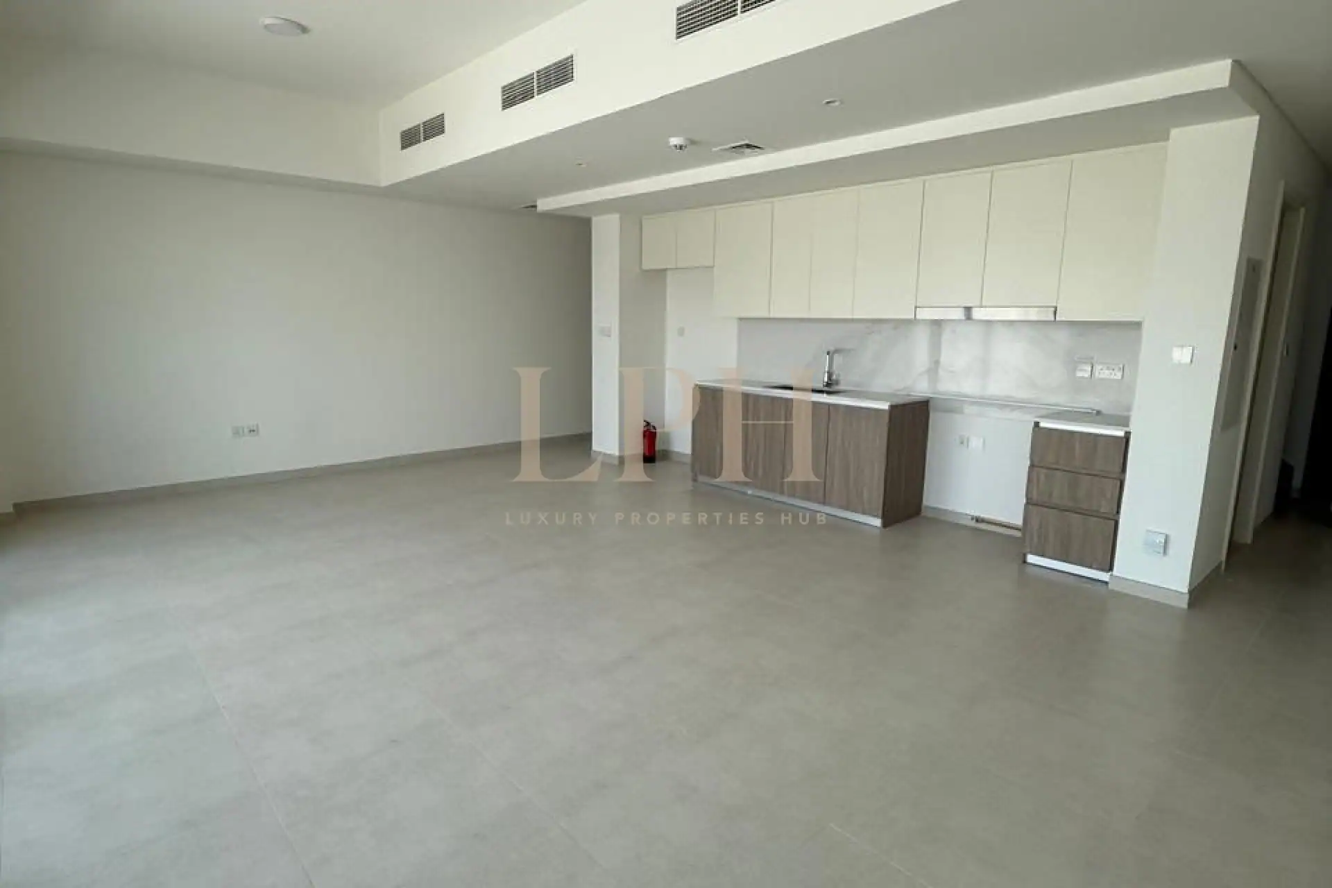 Brand New | Single Row | Close to Amenities